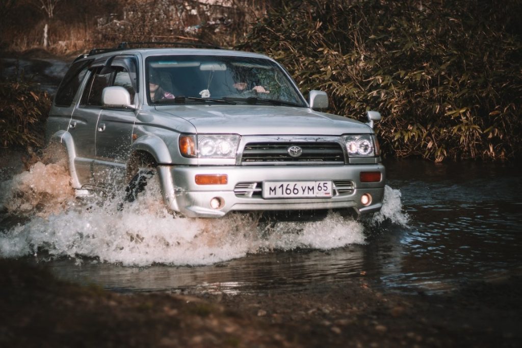 Toyota rav4 driving through water