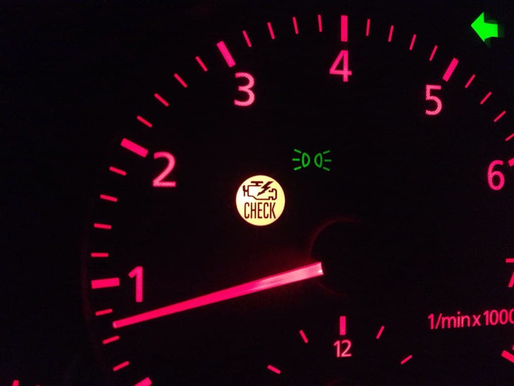 check engine light advising of error code in car