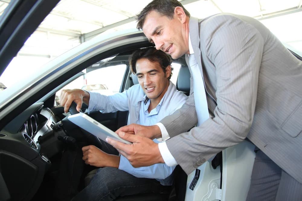 Car Maintenance Plan Quotes, 2 people negotiating