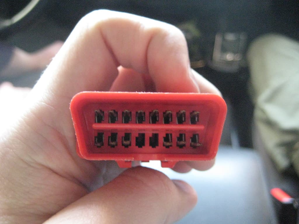 input for obd2 port
